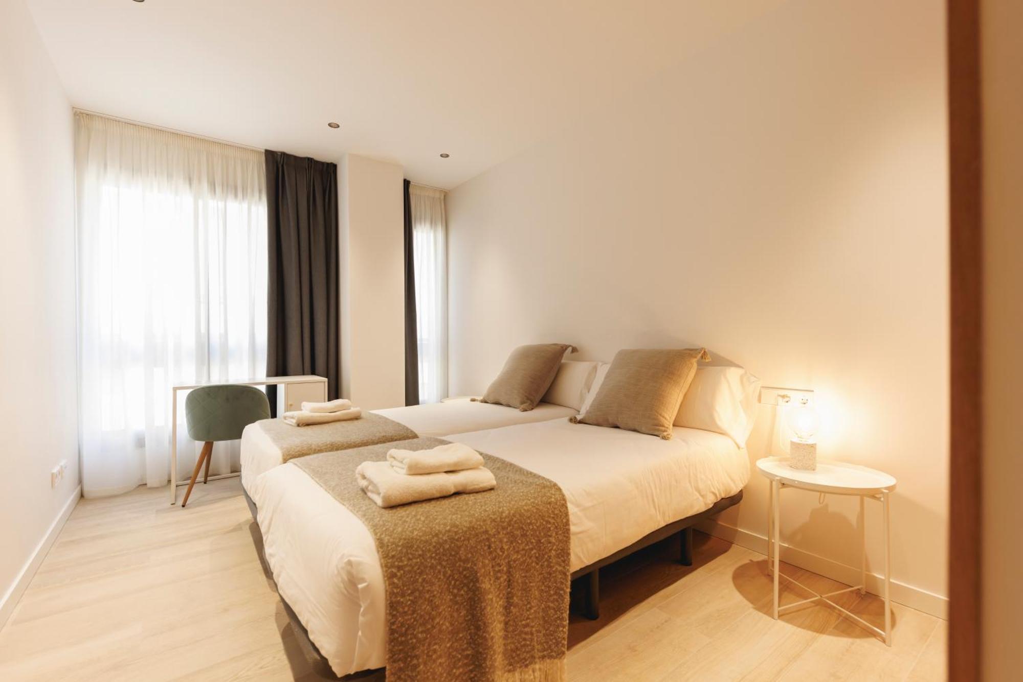 Bravissimo Centre, Modern 2-Bedroom Apartment 赫罗纳 外观 照片
