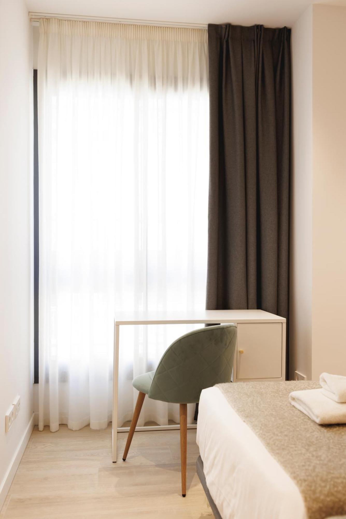 Bravissimo Centre, Modern 2-Bedroom Apartment 赫罗纳 外观 照片